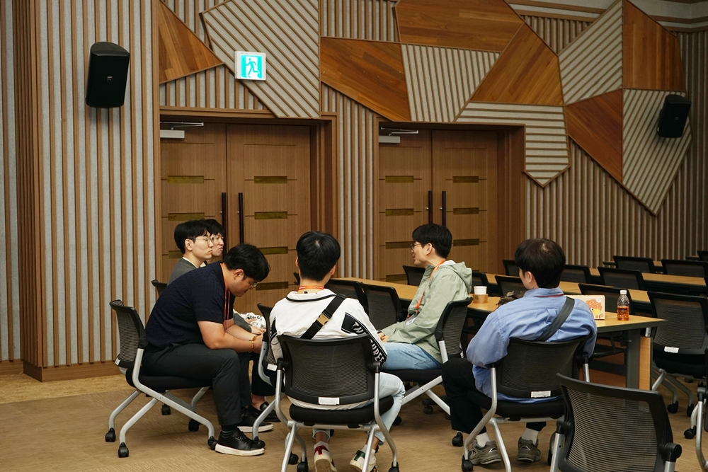 썸네일 21