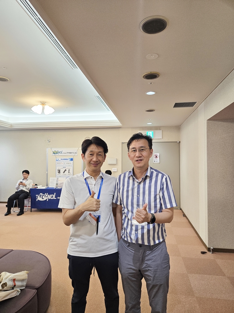 썸네일 22