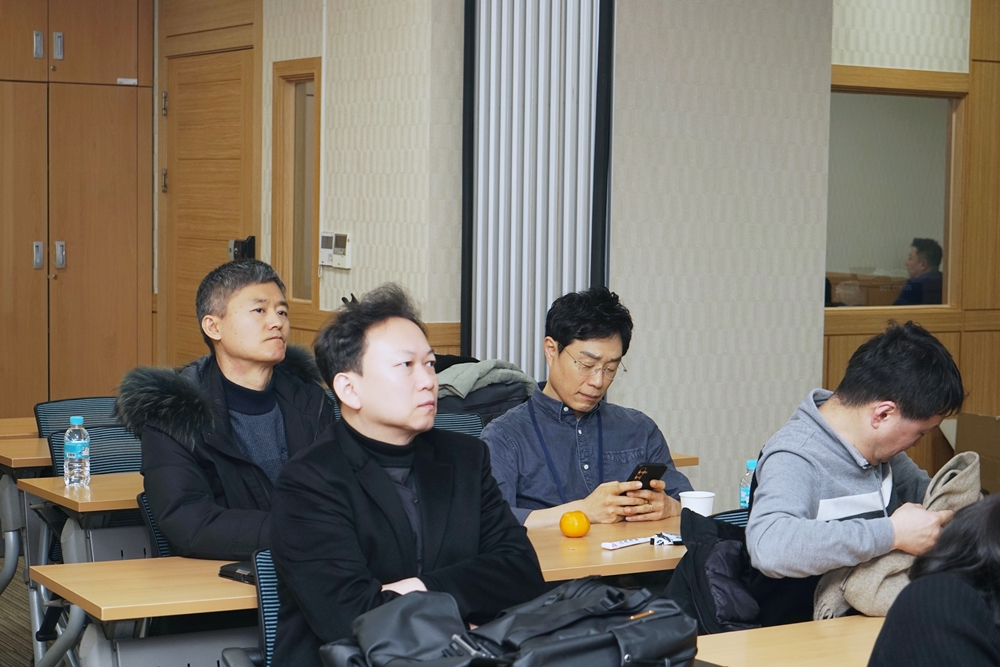 썸네일 61