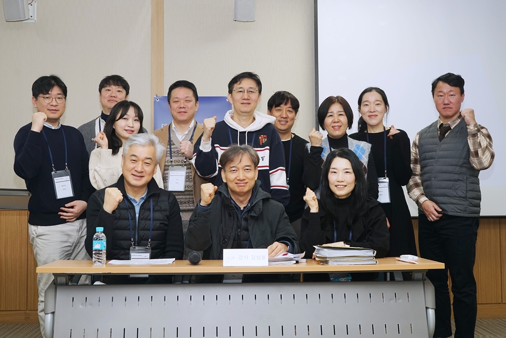 썸네일 33