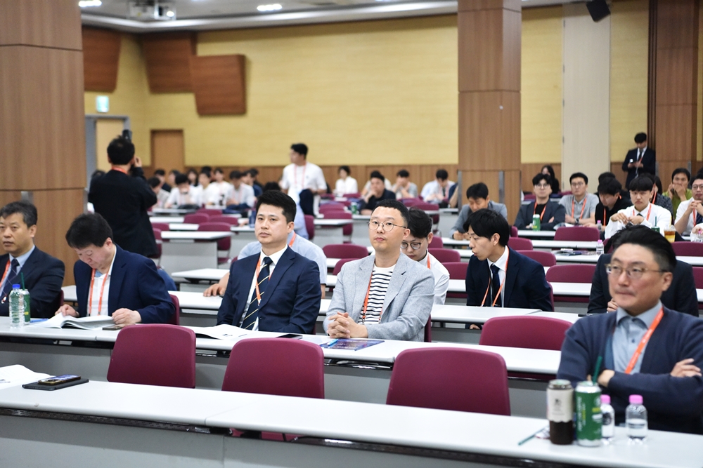 썸네일 33