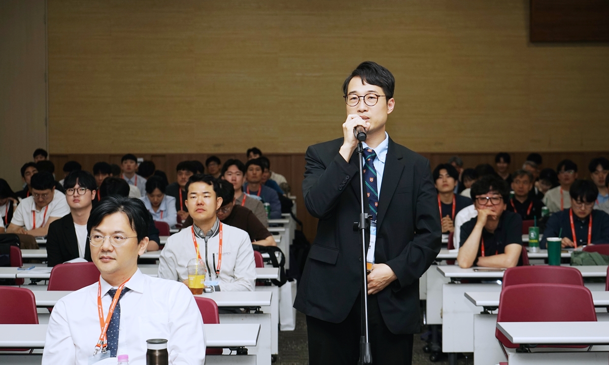 썸네일 79